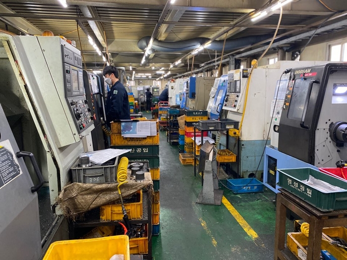 CNC MACHINING LINE